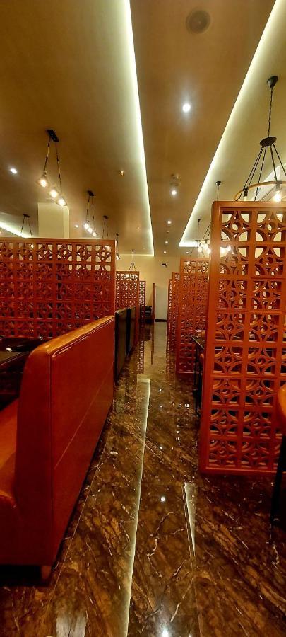 Hotel Madhuban Silvassa Bagian luar foto