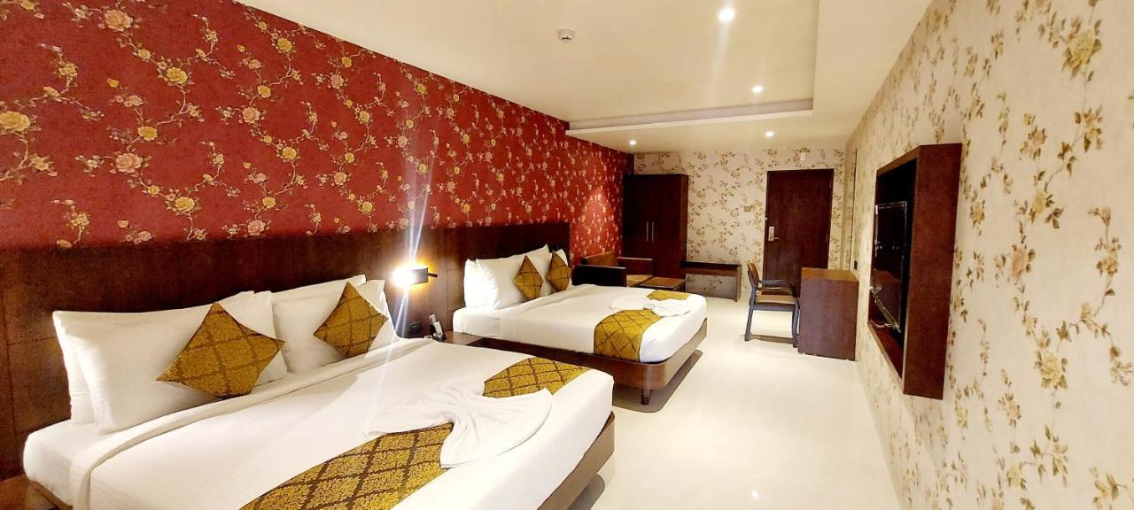Hotel Madhuban Silvassa Bagian luar foto
