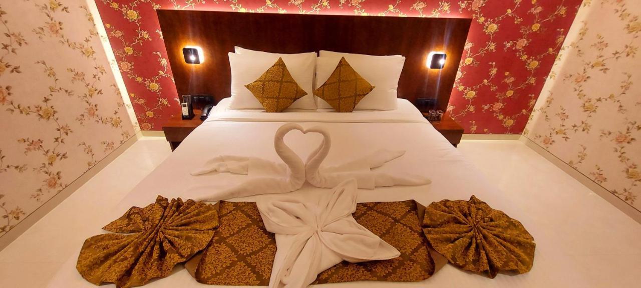 Hotel Madhuban Silvassa Bagian luar foto