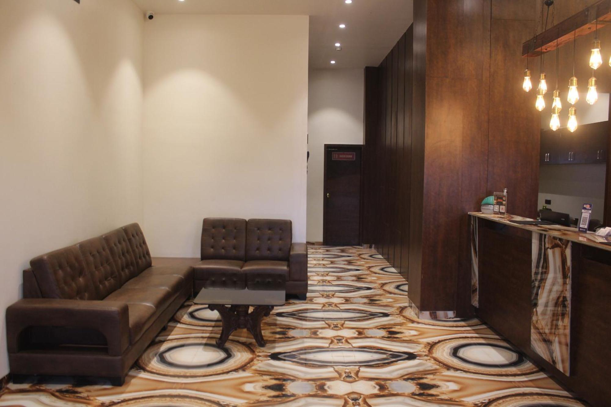 Hotel Madhuban Silvassa Bagian luar foto